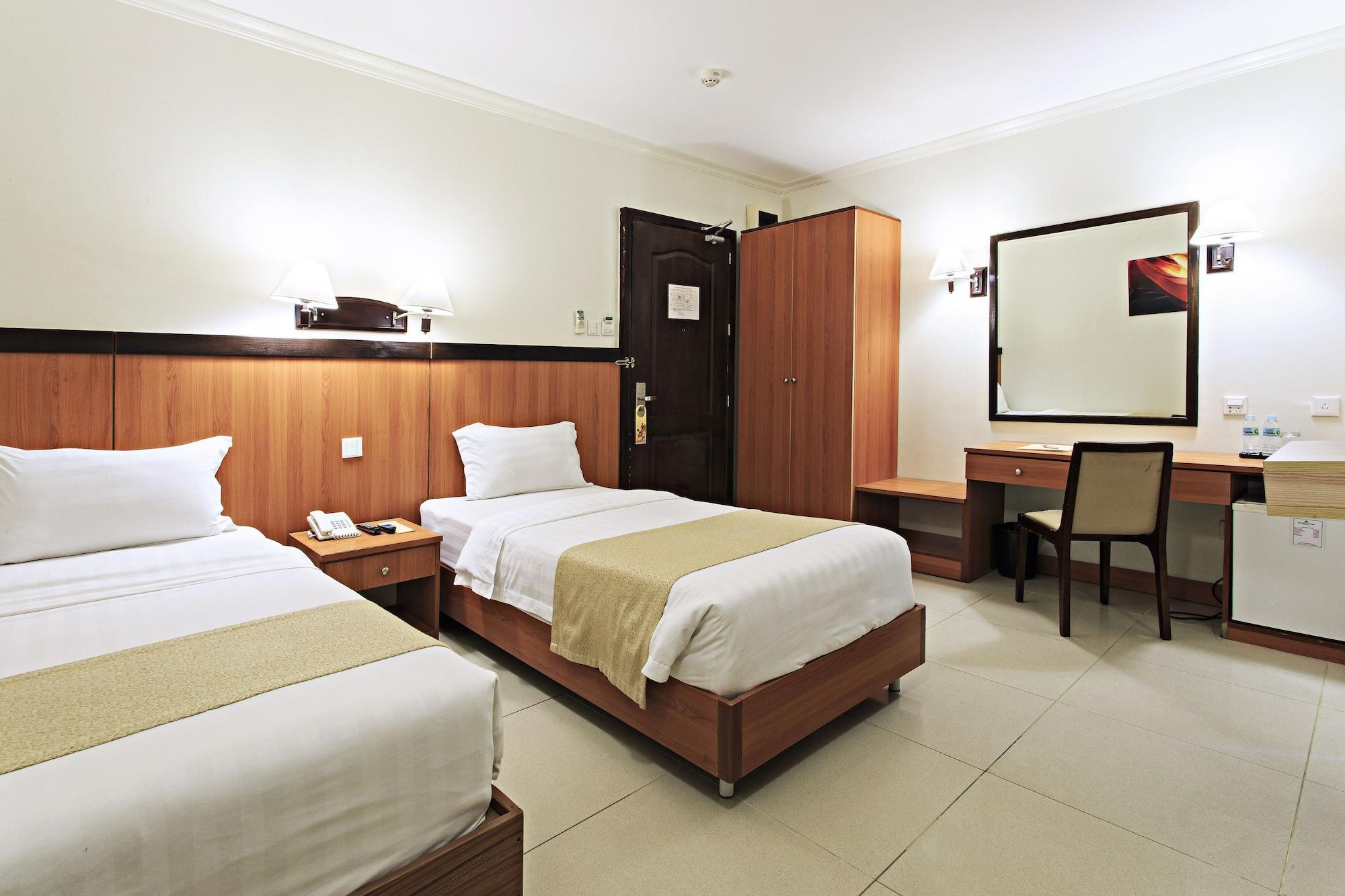מנדאוה סיטי The Orchard Cebu Hotel & Suites Powered By Cocotel מראה חיצוני תמונה