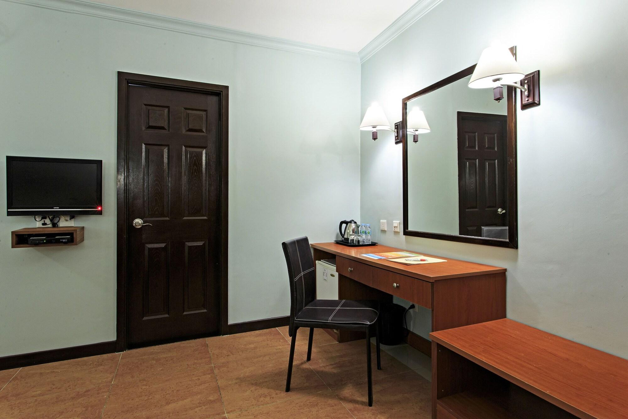 מנדאוה סיטי The Orchard Cebu Hotel & Suites Powered By Cocotel מראה חיצוני תמונה