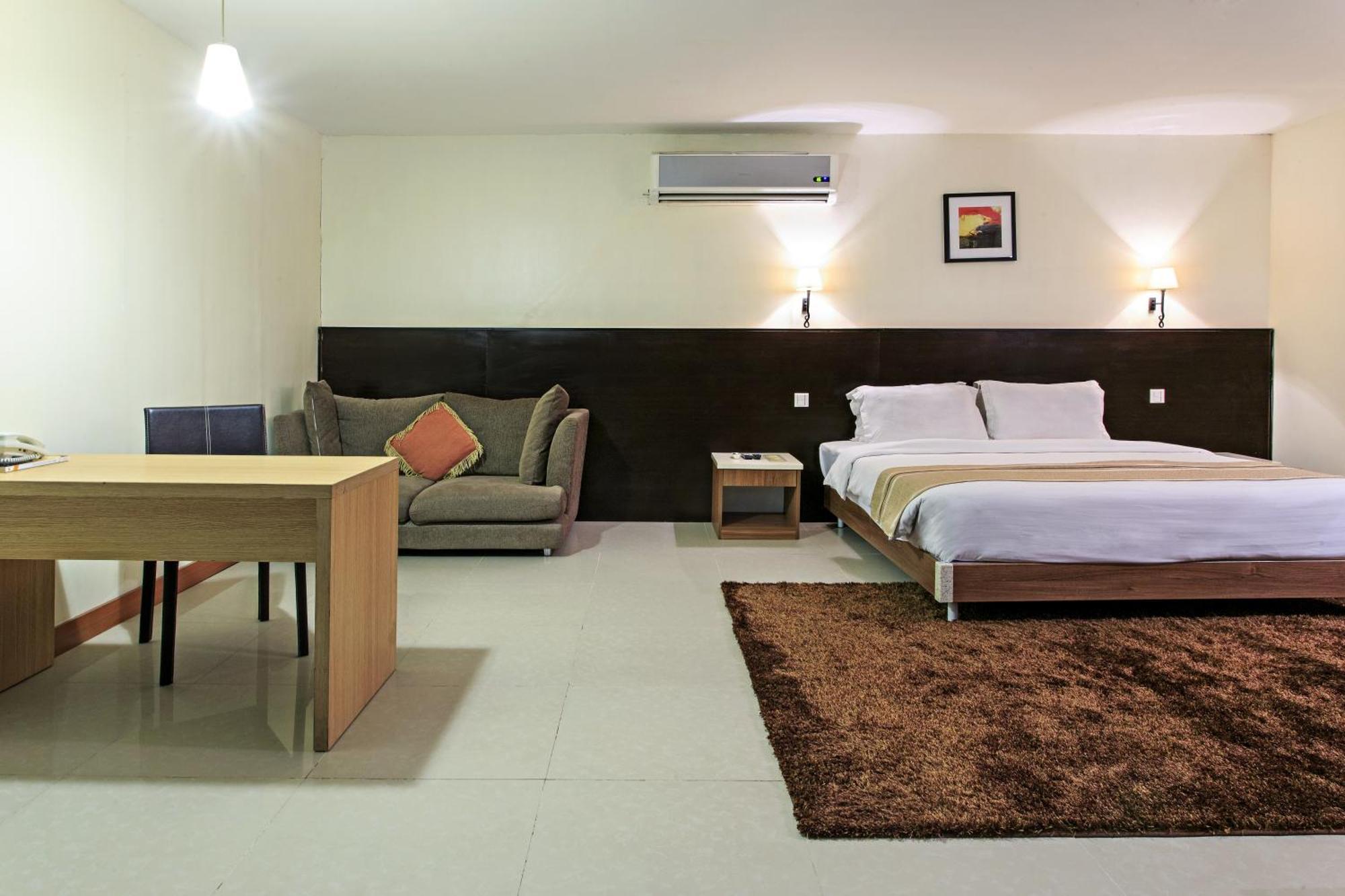 מנדאוה סיטי The Orchard Cebu Hotel & Suites Powered By Cocotel חדר תמונה