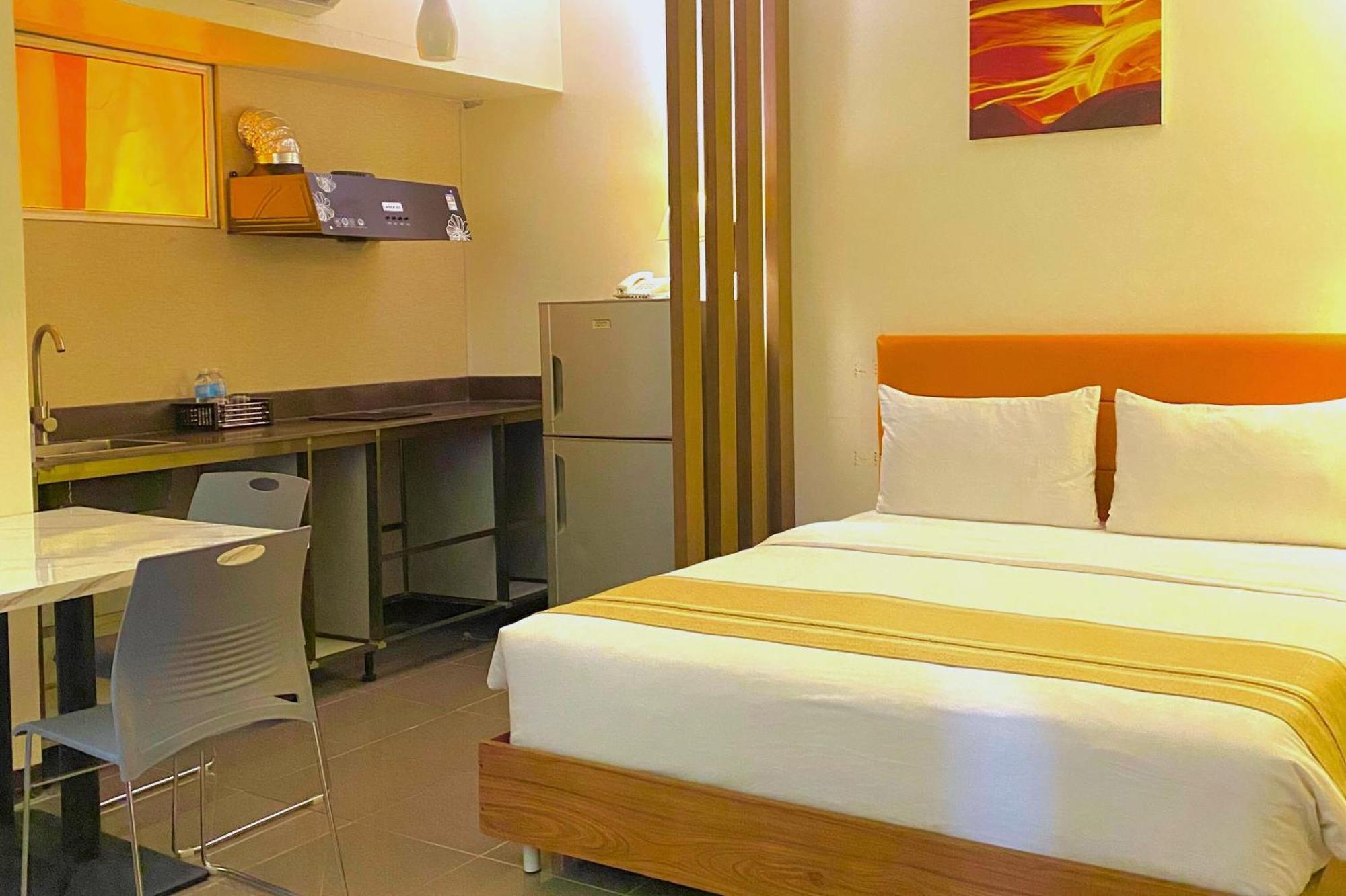 מנדאוה סיטי The Orchard Cebu Hotel & Suites Powered By Cocotel מראה חיצוני תמונה